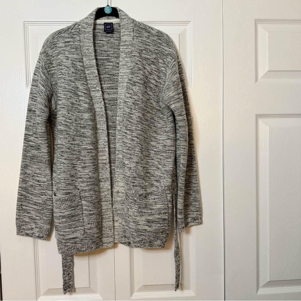 Gap Women's Gray Open-Front Sweater